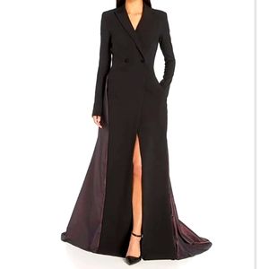 Making the cut winning look Sander and Sabato brown coat dress